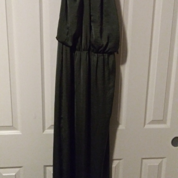 Long dress - Picture 2 of 3